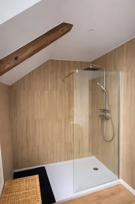 a shower with a glass door in a bathroom at Spa-Francorchamps - Jahlay - Maison 6p de caractère - Famille - Ardennes - Nature in Jalhay