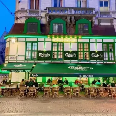 Charming Apartment in Liège City Centre with Parking Included