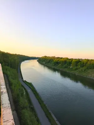 a view of a river from a bridge at De Smokkelhoeve in Riemst