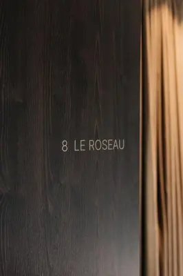 a door with the words le roseyu on it at Coliving - Bord de Meuse - L'écrin Vert in Oupeye