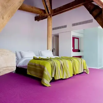 Eburon Hotel