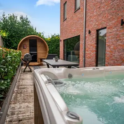 NEW - De sheeper - 10Personen - 5slaapkamers - Sauna - Jacuzzi