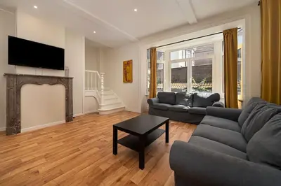Gallery image of Le calme en plein centre ville: Maison 4ch 4sdb in Liège